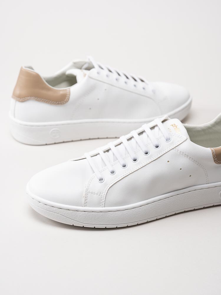 Philip Hog - Lovisa - Vita sneakers i skinnimitation