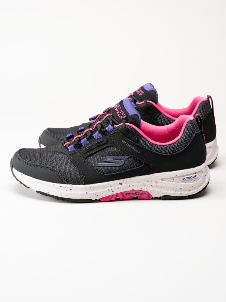 Skechers - GO Walk Outdoor River Path - Svarta multifärgade vattentäta sneakers