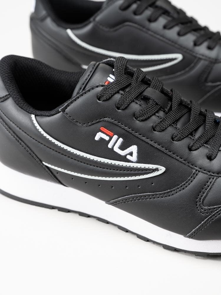 FILA - Orbit Low Wmn - Svarta retrosneakers