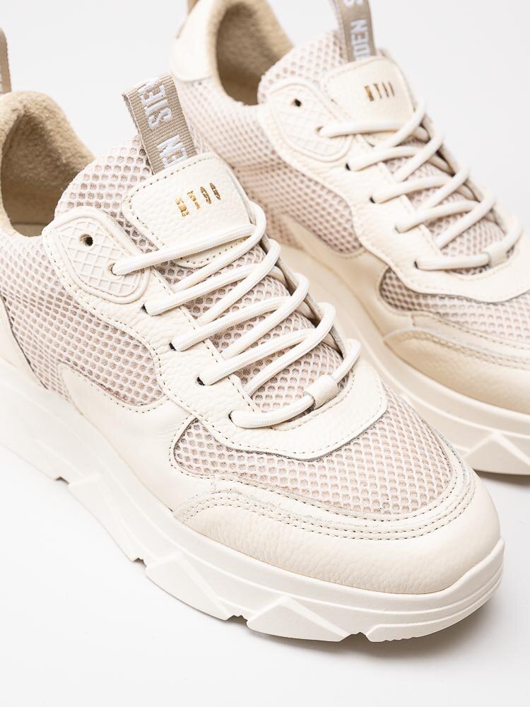 Steve Madden - Pitty - Off white platåsneakers i skinn och textil