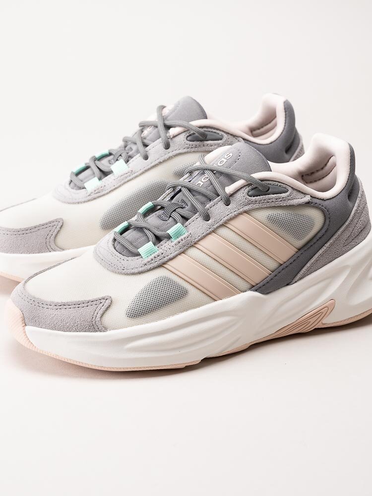 Adidas - Ozelle - Beige sneakers med rosa stripes