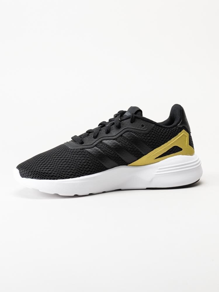 Adidas - Nebzed - Svarta sneakers i textil