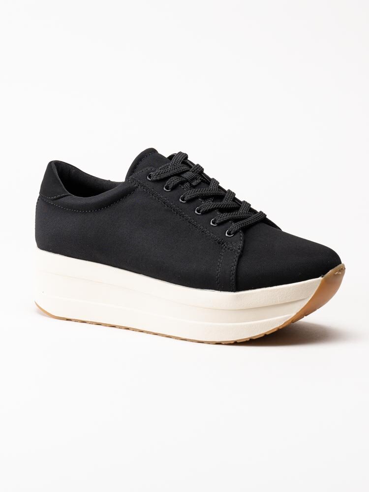 Vagabond - Casey - Svarta sneakers med vit platåsula