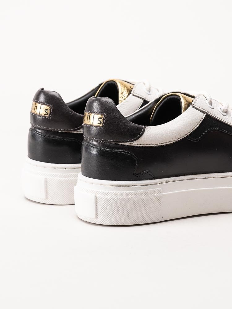 Copenhagen Shoes - Give It Up - Svart vita sneakers i skinn med guldmetallic detalj