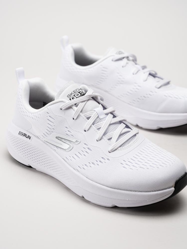 Skechers - Go Run Elevate - Vita sportskor i textil