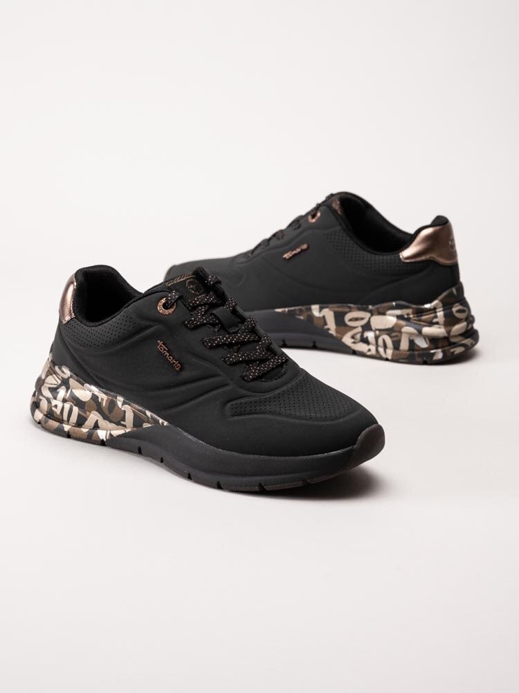 Tamaris - Svarta sneakers i syntet