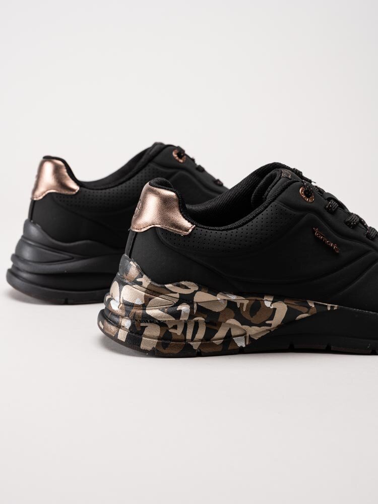 Tamaris - Svarta sneakers i syntet