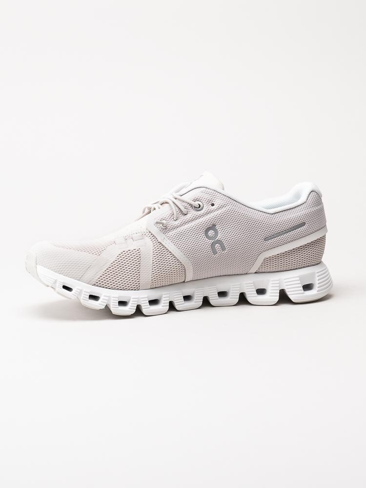 On - Cloud 5 - Off white sportiga sneakers i textil