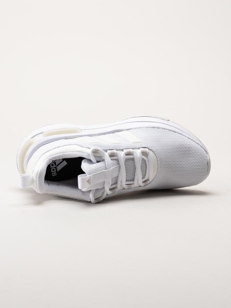 Adidas - Racer TR23 - Vita sneakers i textil
