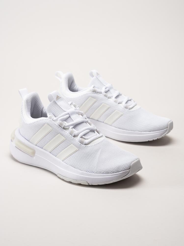 Adidas - Racer TR23 - Vita sneakers i textil