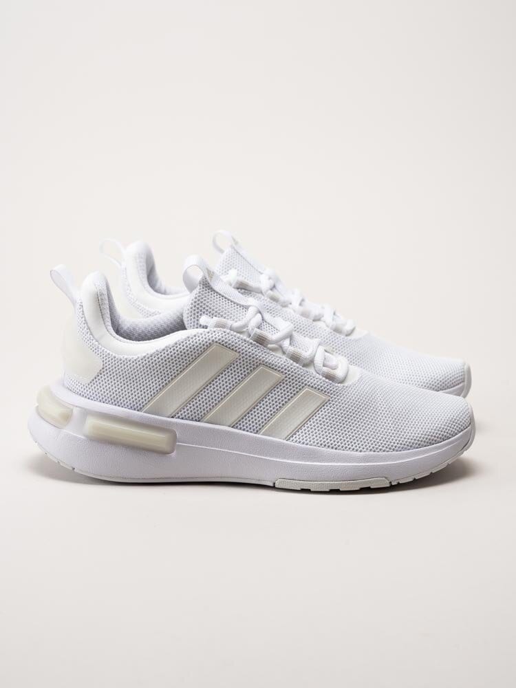 Adidas - Racer TR23 - Vita sneakers i textil