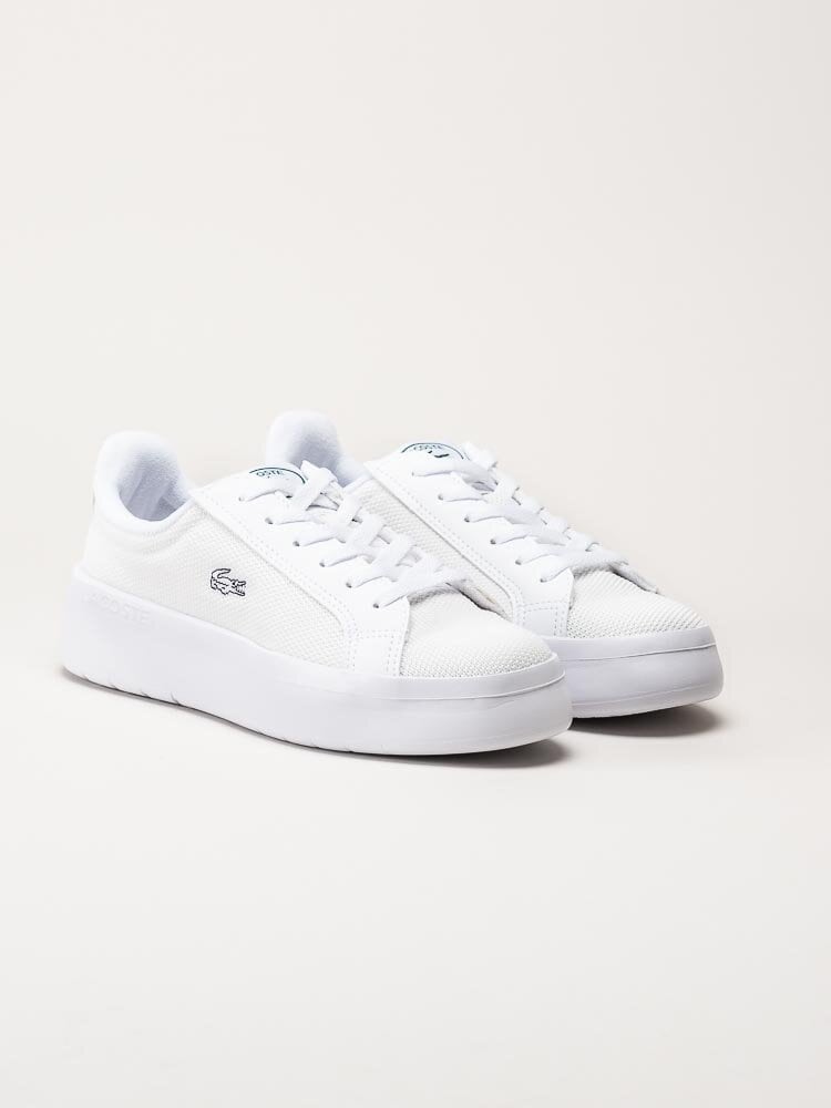 Lacoste - Vita platåsneakers i textil