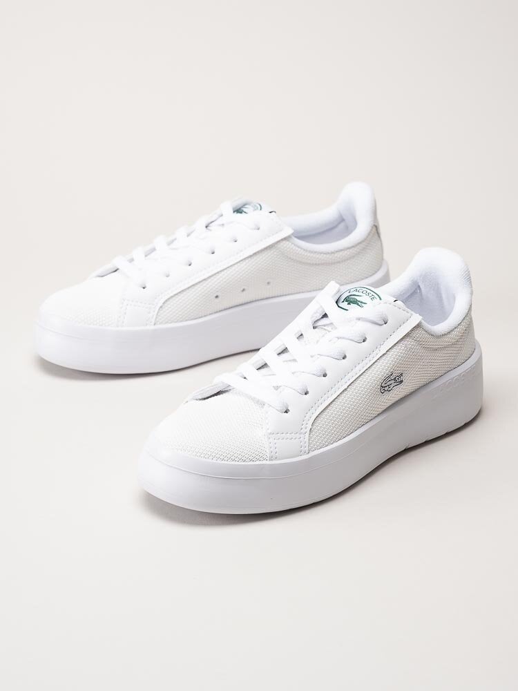 Lacoste - Vita platåsneakers i textil