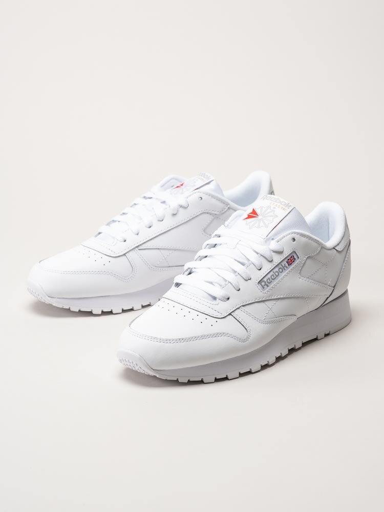 Reebok - Classic Leather - Vita retrosneakers i skinn