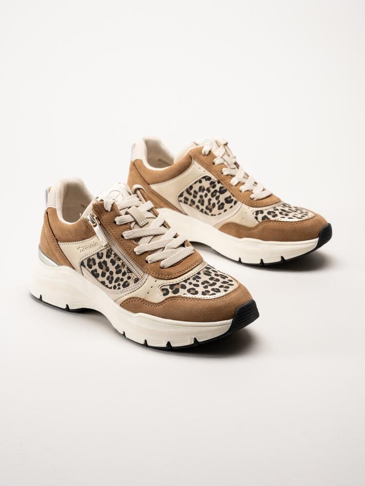 Tamaris - Bruna leopardmönstrade sneakers