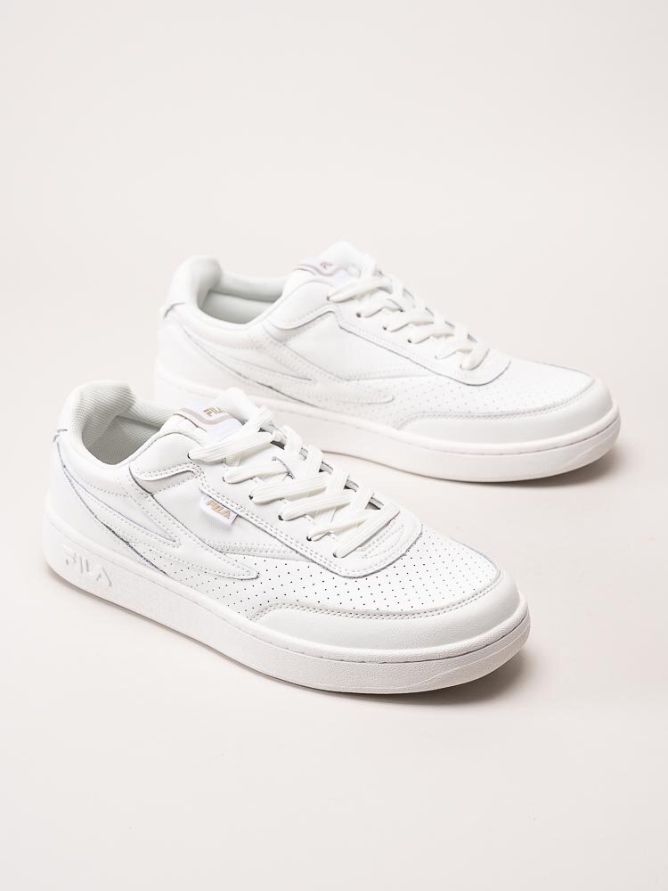 FILA - Noclaf Wmn - Vita sneakers i skinnimitation