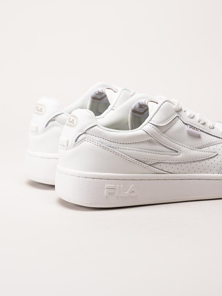 FILA - Noclaf Wmn - Vita sneakers i skinnimitation