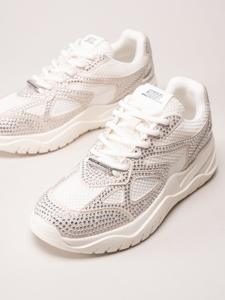 Steve Madden - Aventura-R - Vita och beige sneakers med strass