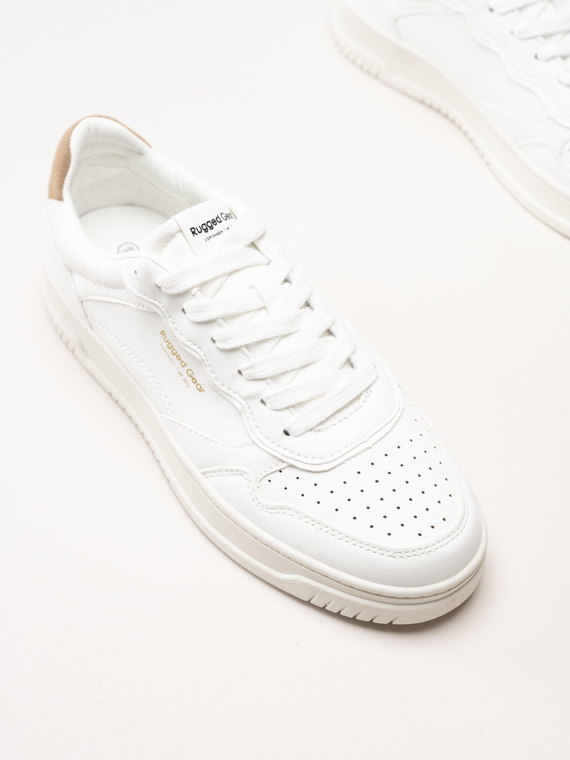 Rugged Gear - Simple White - Vita sneakers