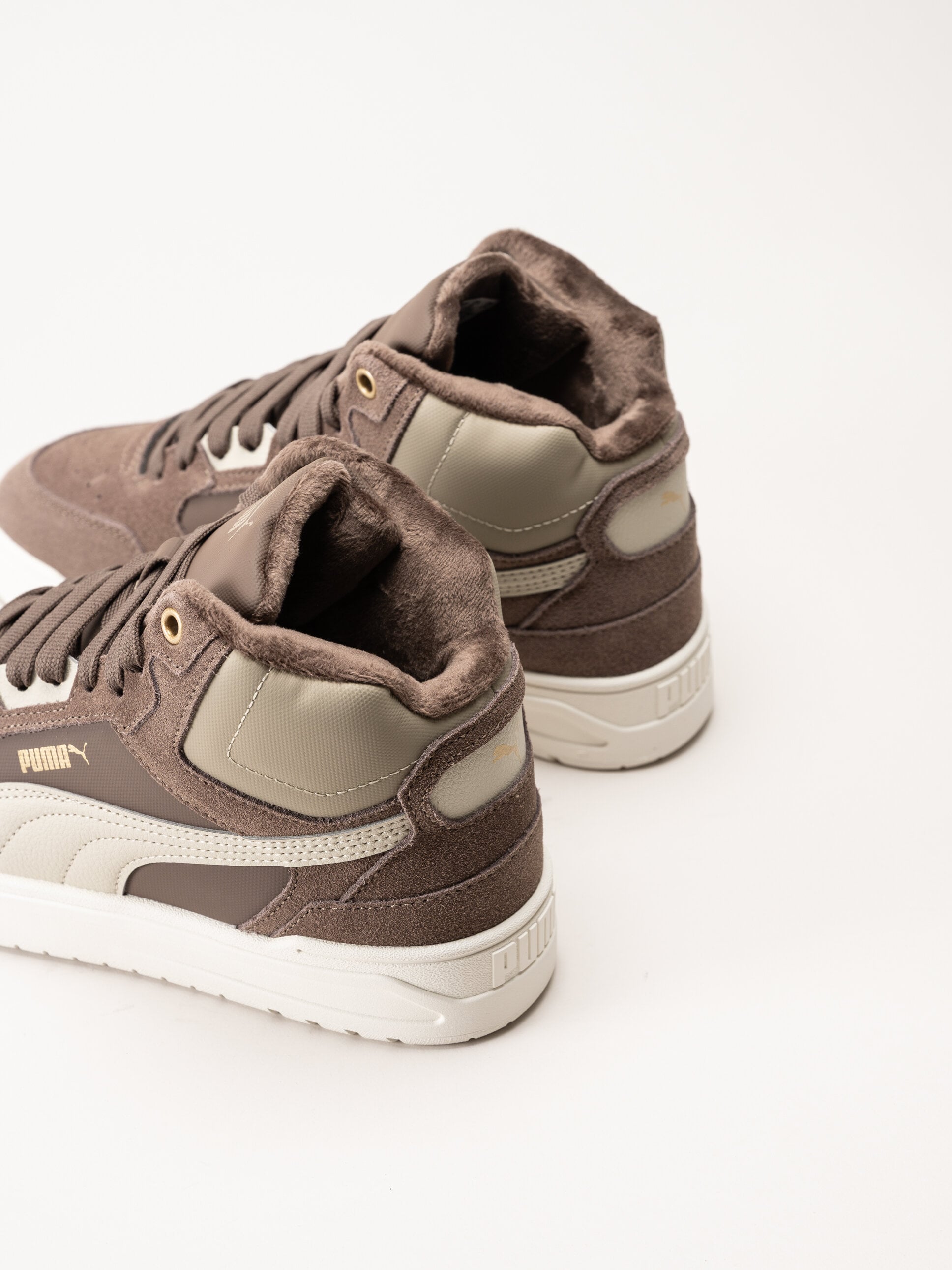 Puma - Shuffle Downtown Mid Wtr - Bruna fodrade sneakers i mocka