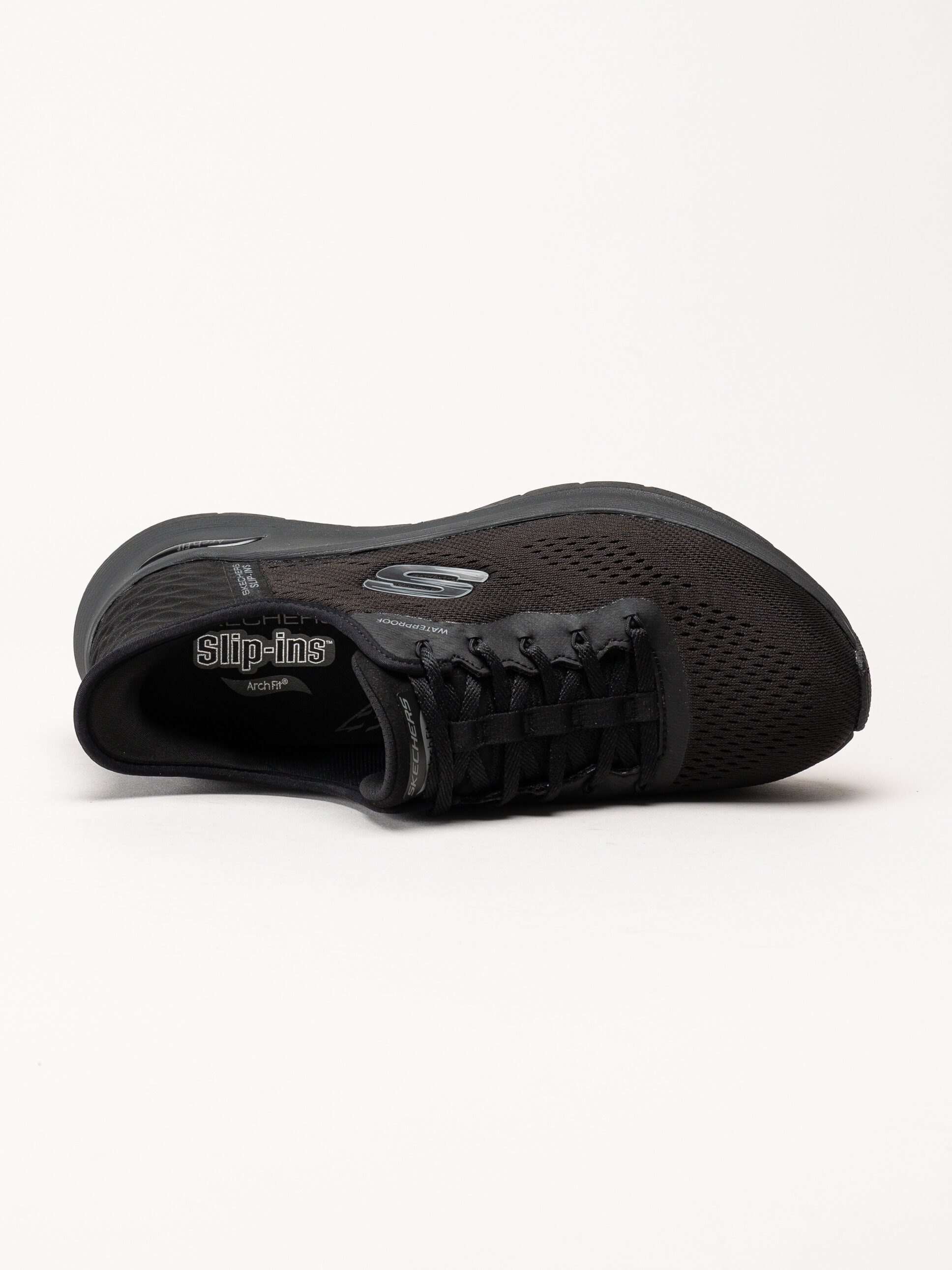 Skechers - Arch Fit 2.0 - Svarta vattentäta sportskor