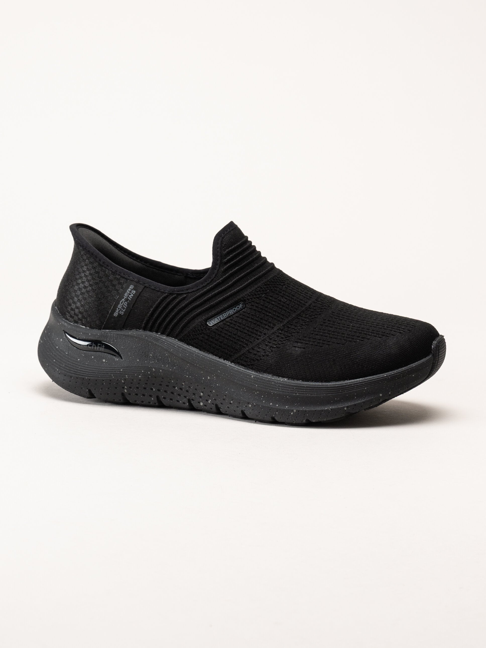 Skechers - Slip-Ins Arch Fit 2.0 - Svarta vattentäta slip-ins sportskor