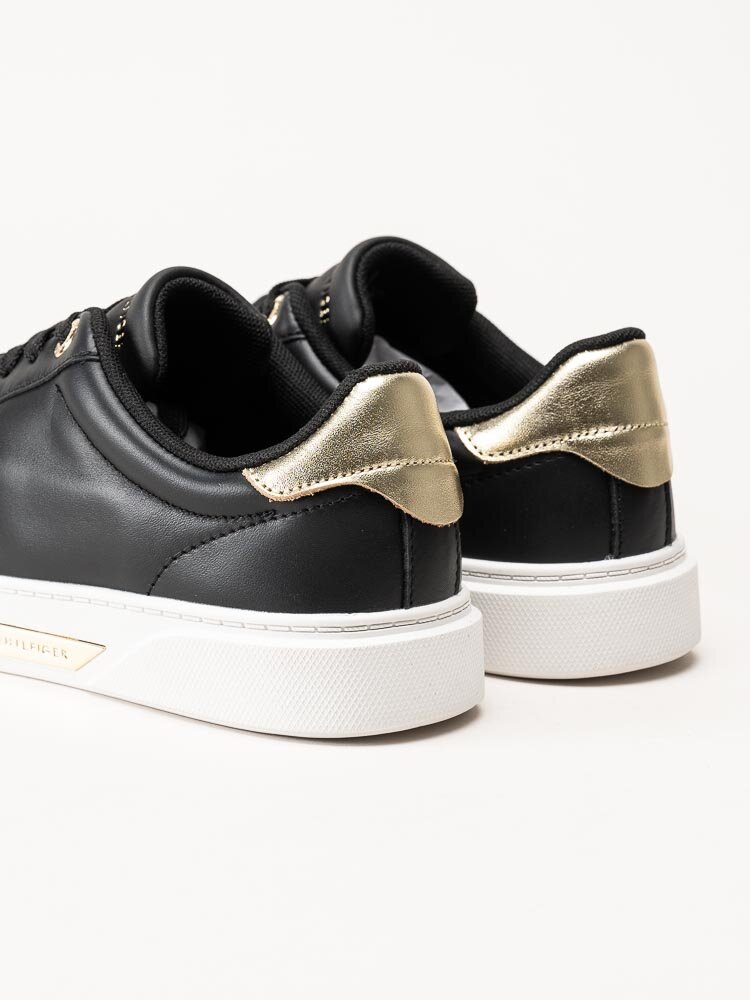 Tommy Hilfiger - Essential Chic Court - Svarta sneakers i skinn