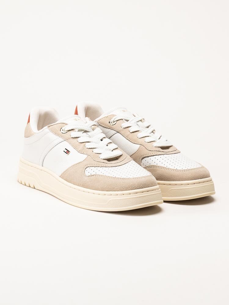 Tommy Hilfiger - TH Sporty Cupsole - Vita sneakers i skinn och mocka