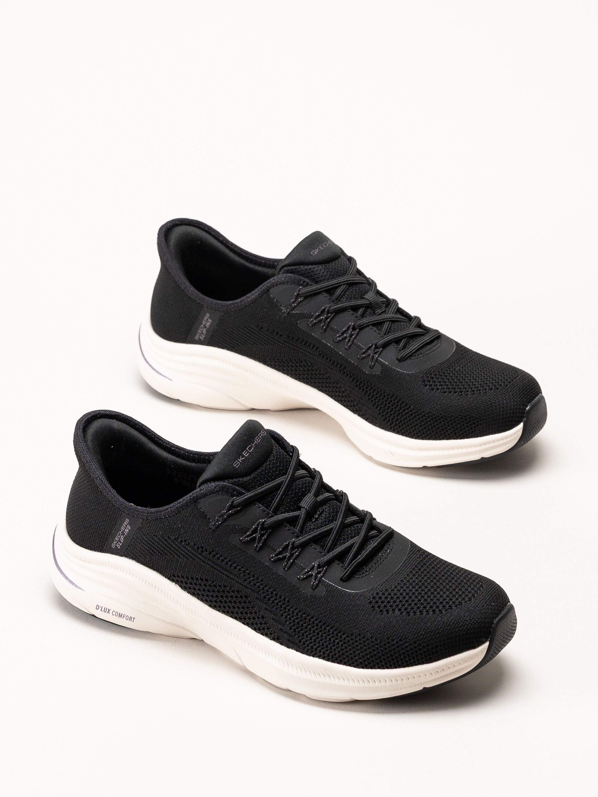 Skechers - DLux Comfort 2.0 - Supernova - Svarta slip ins sneakers