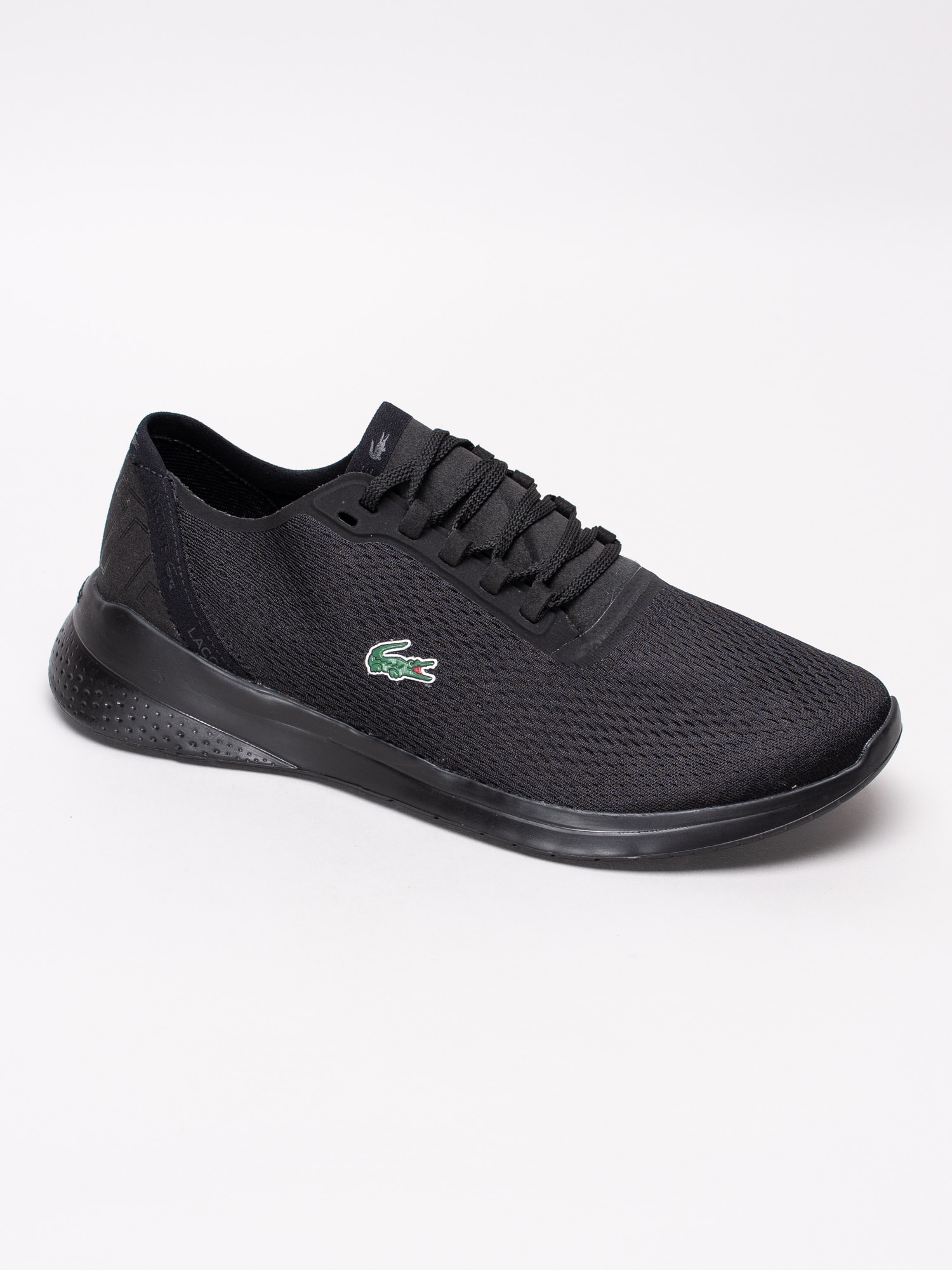 58191036 Lacoste LT Fit 119 737SMA002802H svarta sportskor-1