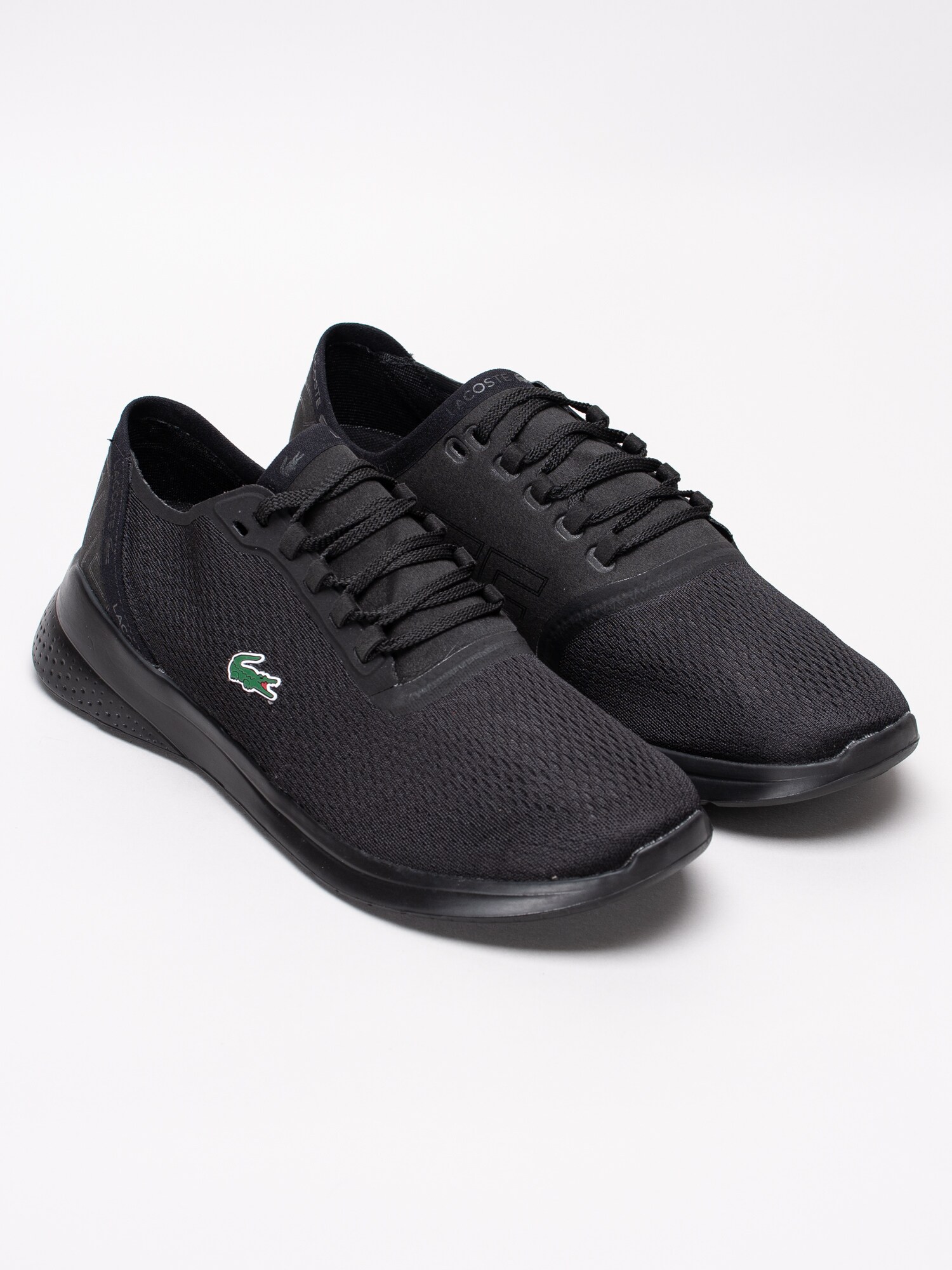 58191036 Lacoste LT Fit 119 737SMA002802H svarta sportskor-3