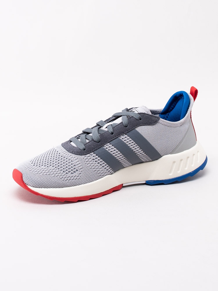 58201006 Adidas Phosphere EG3491 Ljusgrå sportiga sneakers med röda och blå detaljer-2
