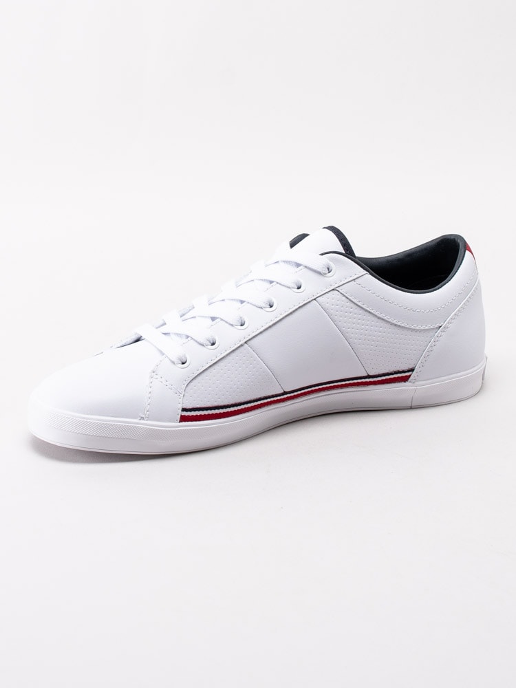 58201034 Fred Perry Baseline Perf Leather B7114-200 Vita sneakers med subtil perforering-2