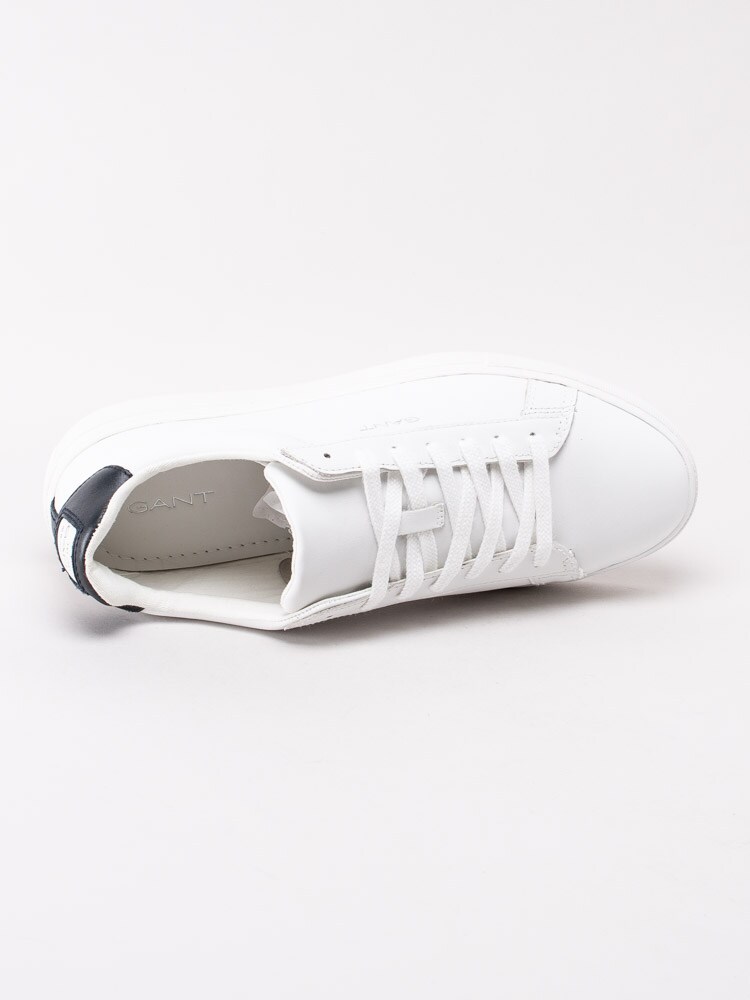 58201038 Gant Mc Julien 20631490-G290 Vita sneakers i skinn med svart bakparti-4