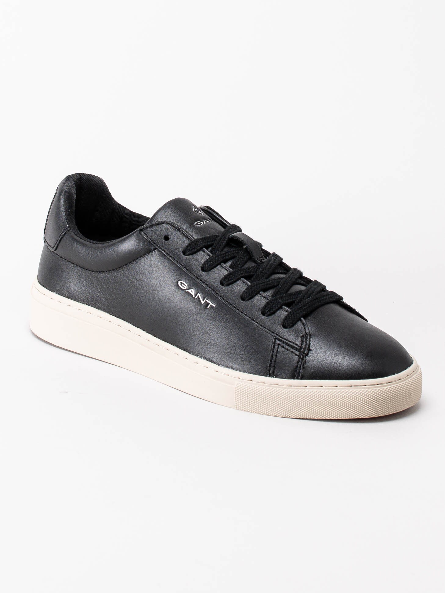 58203056 Gant Mc Julien Black Svarta stilfulla sneakers i skinn-1