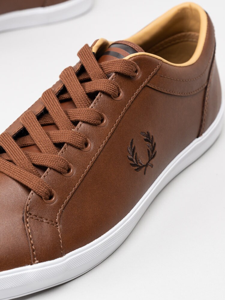 Fred Perry - Baseline leather - Bruna sneakers i skinn