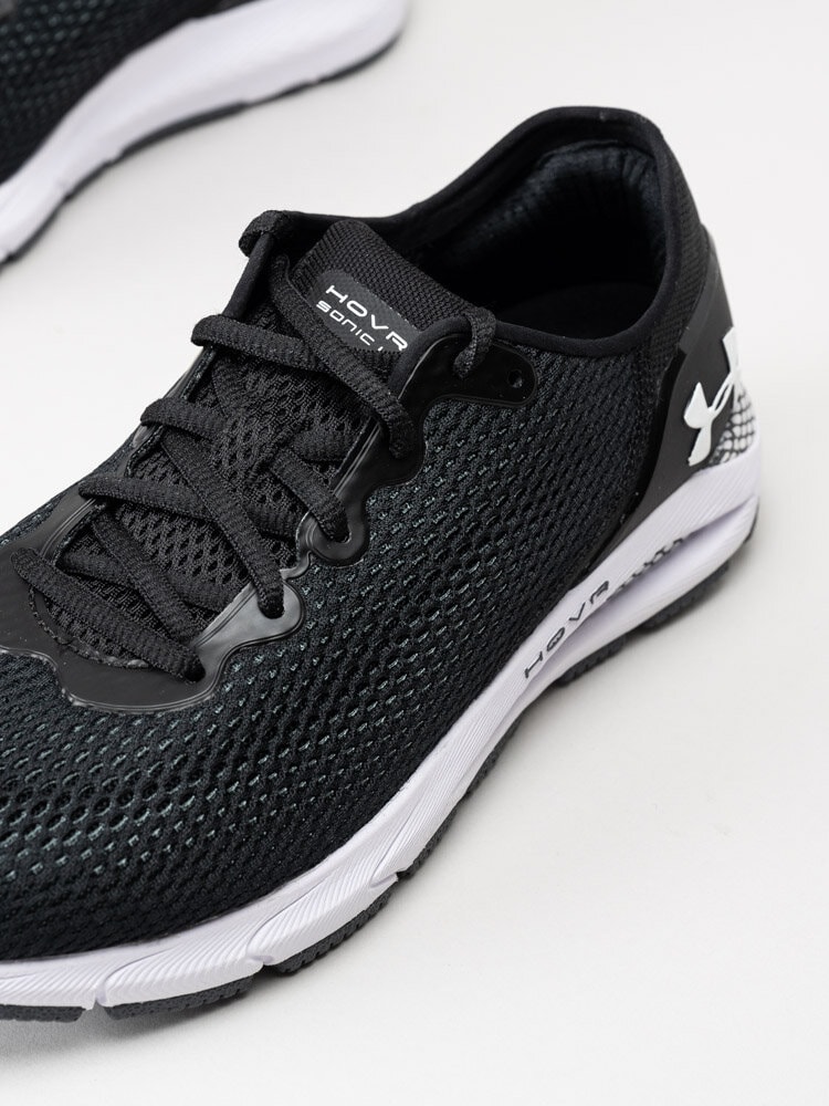 Under Armour - Hovr Sonic 4 - Svarta sportskor med bluetooth