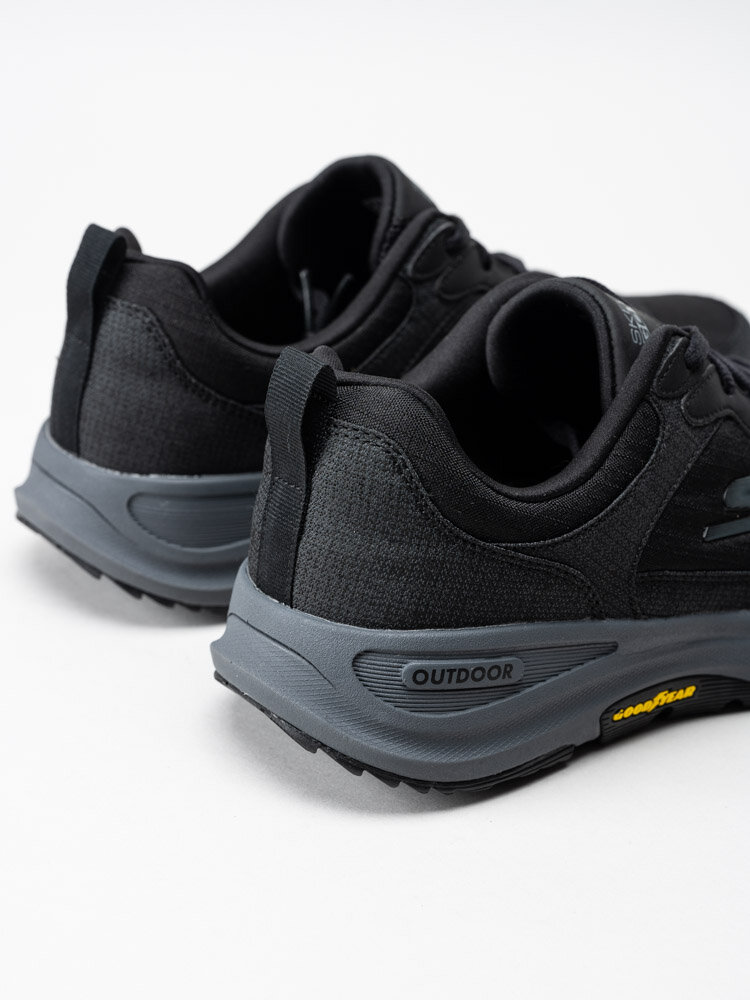 Skechers - Go Walk Outdoor Woodcrest - Svarta sneakers i textil