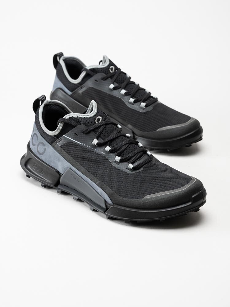 Ecco - Biom 2.1 X Country M low - Svarta sportiga sneakers i textil