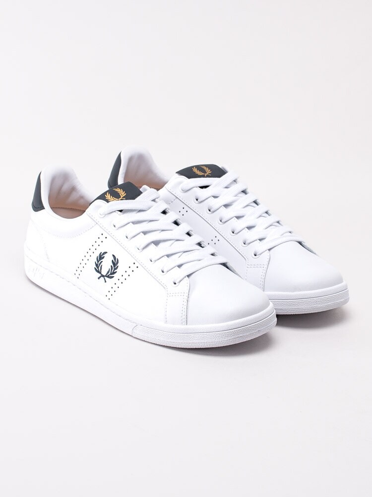 Fred Perry - B721 Leather - Vita tennis sneakers i skinn