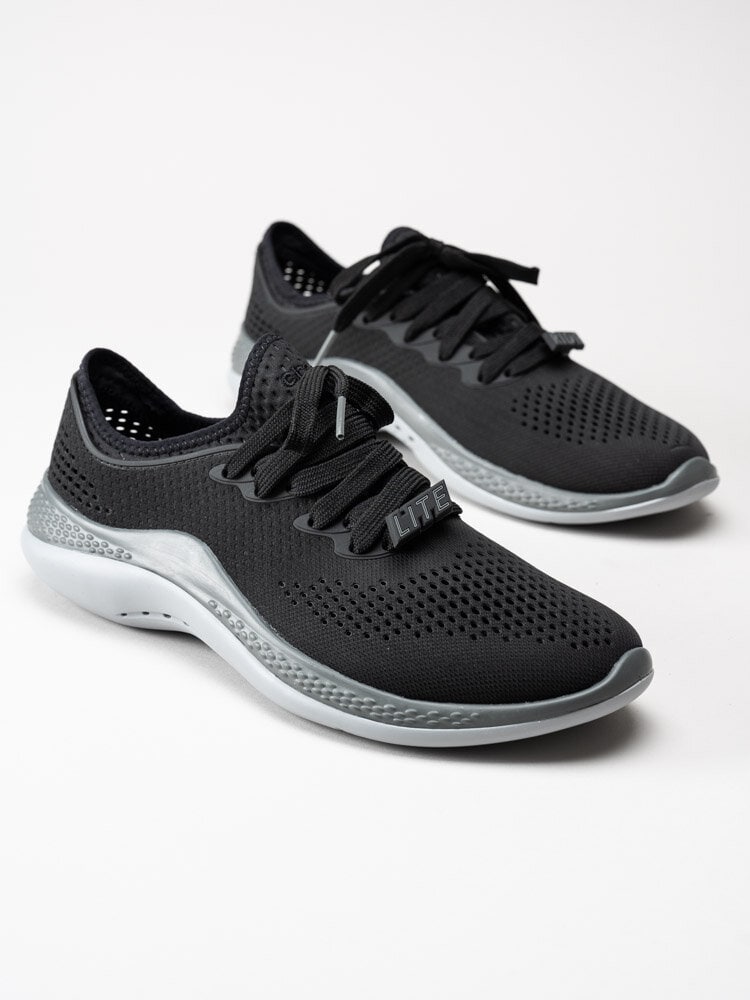 Crocs - LiteRide 360 Pacer M - Svarta lätta sneakers