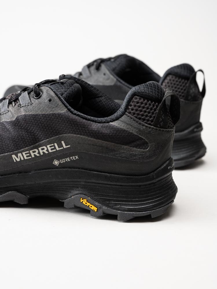 Merrell - Moab Speed GTX - Svarta grova promenadskor med Gore-Tex