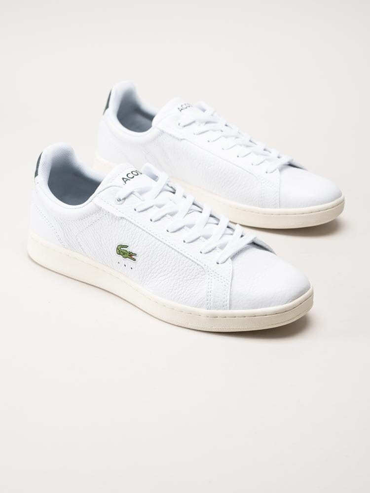 Lacoste - Carnaby Pro - Vita sneakers i skinn