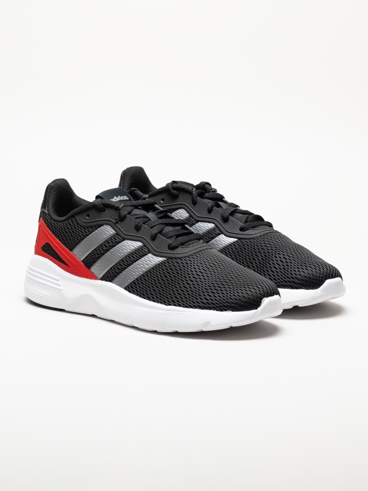 Adidas - Nebzed - Svarta sneakers i textil