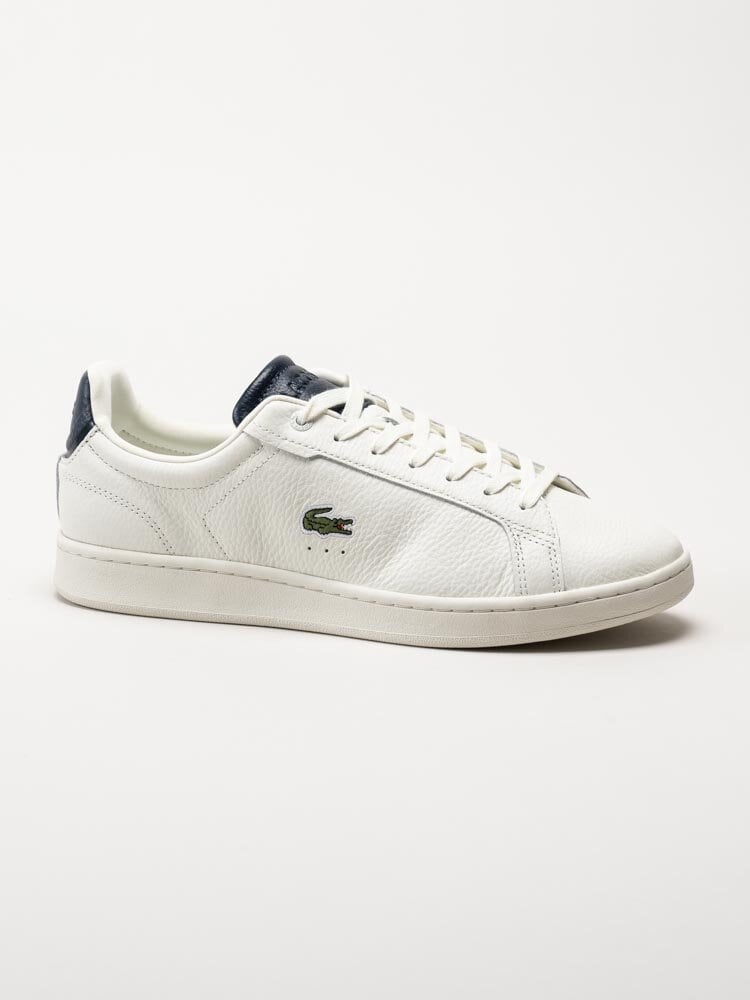 Lacoste - Carnaby Pro - Off white sneakers i skinn