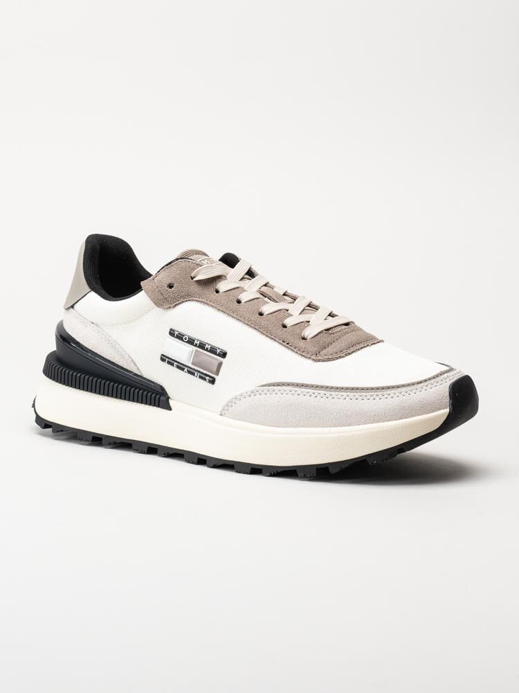 Tommy Hilfiger - Techn. Runner - Vita sneakers med beige och grå detaljer