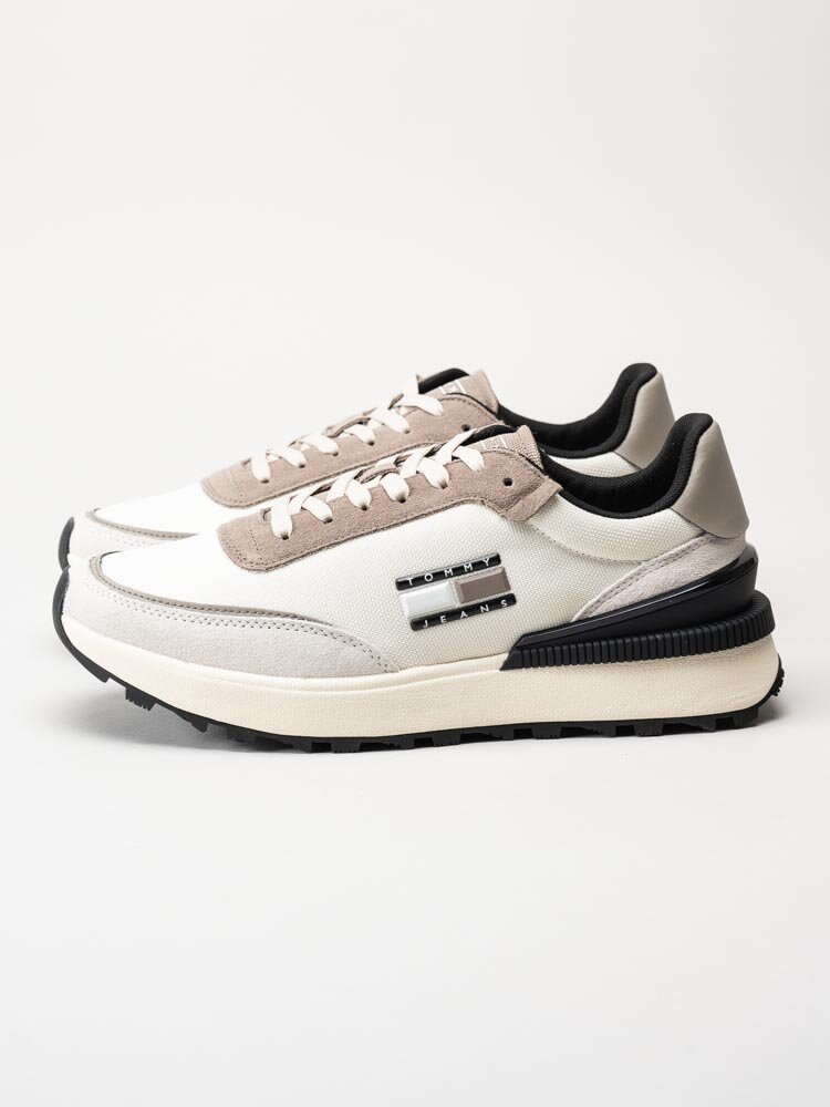 Tommy Hilfiger - Techn. Runner - Vita sneakers med beige och grå detaljer