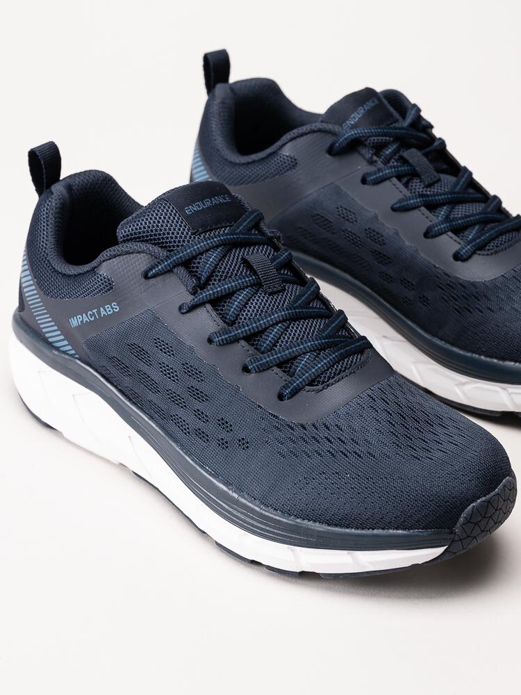 Endurance - Fortlian - Mörkblå sneakers i textil