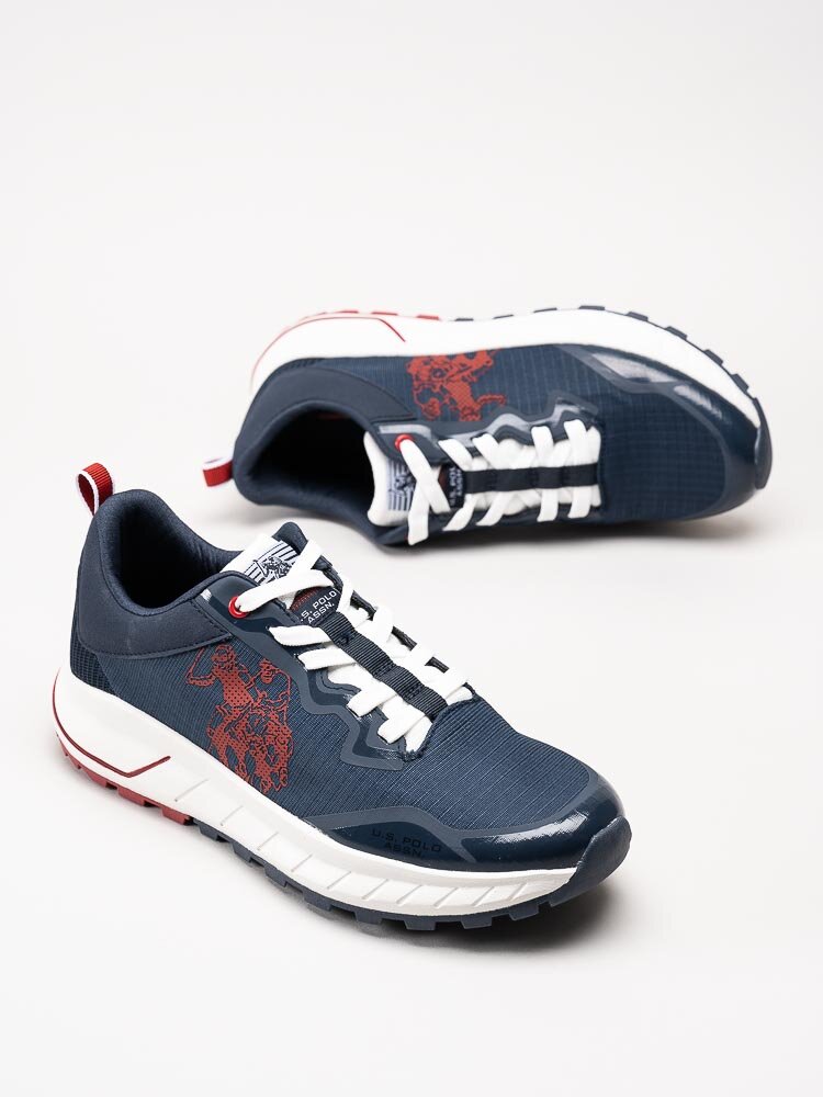 U.S. Polo Assn. - Seth001M - Mörkblå sneakers med stor röd logga