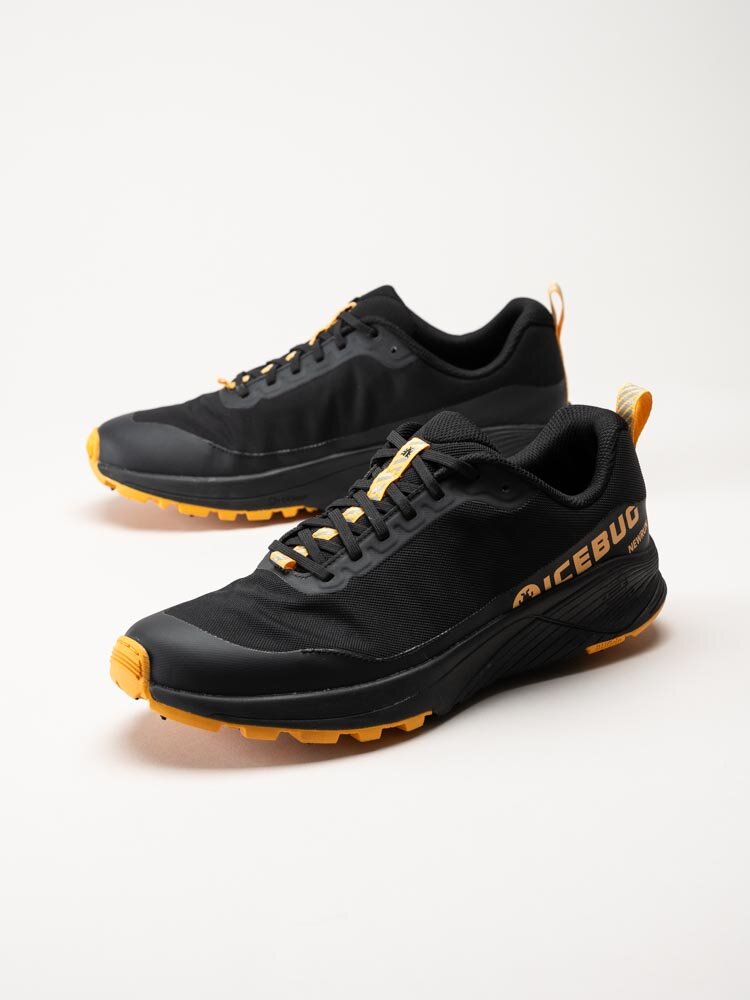 Icebug - NewRun Mens BUGrip - Svarta löparskor med dubbar